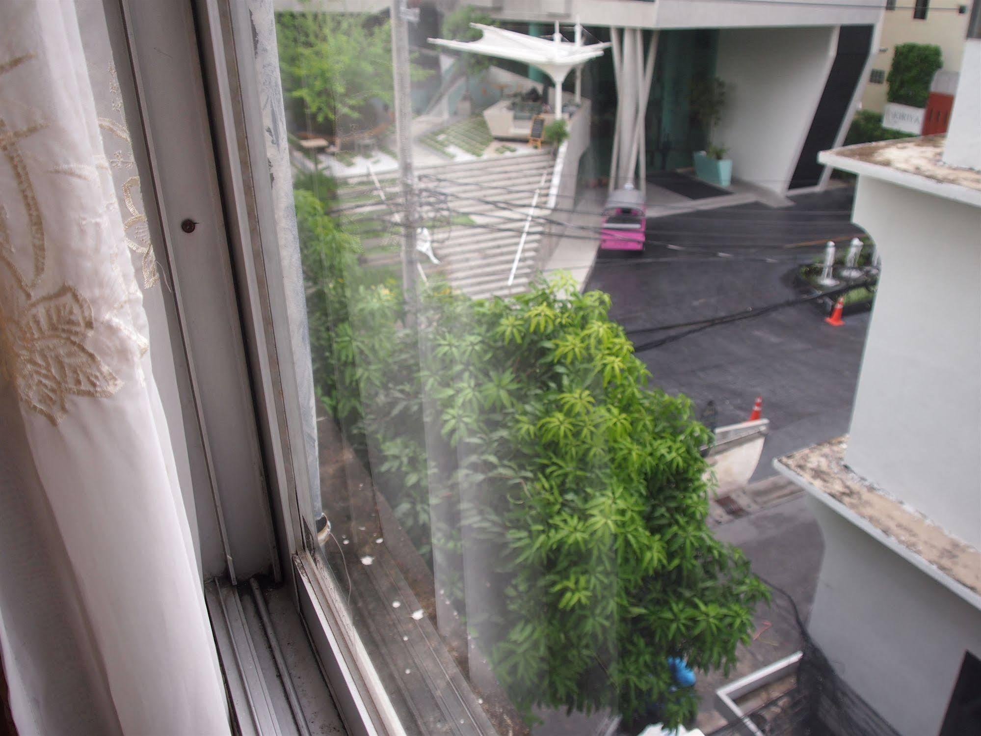 A-One Inn Bangkok Exterior photo