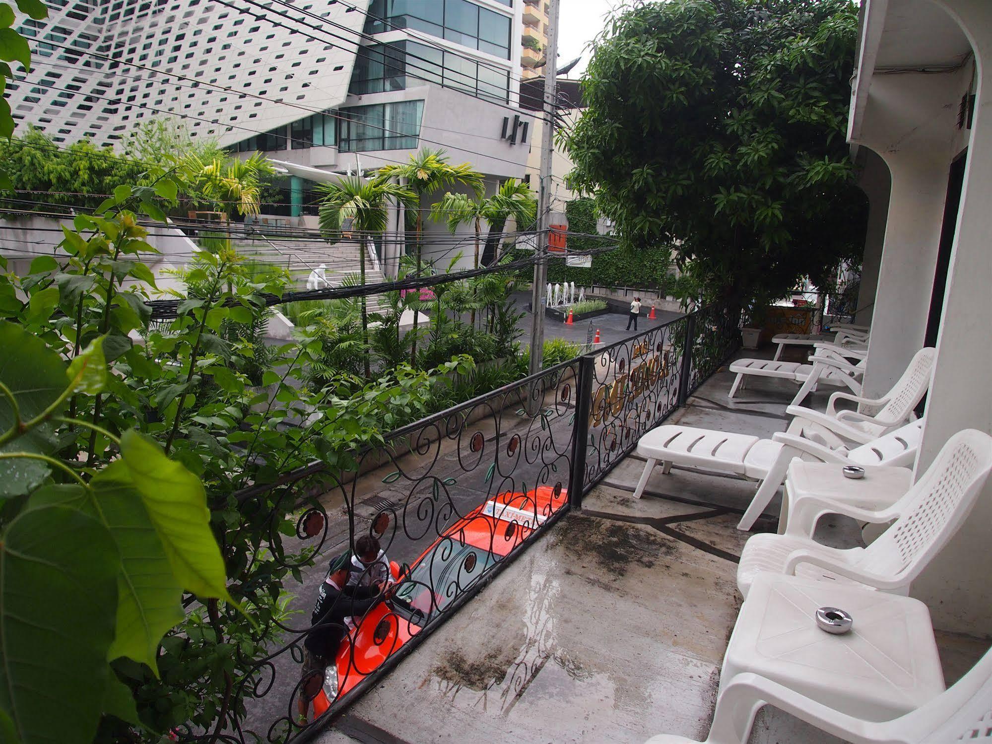A-One Inn Bangkok Exterior photo