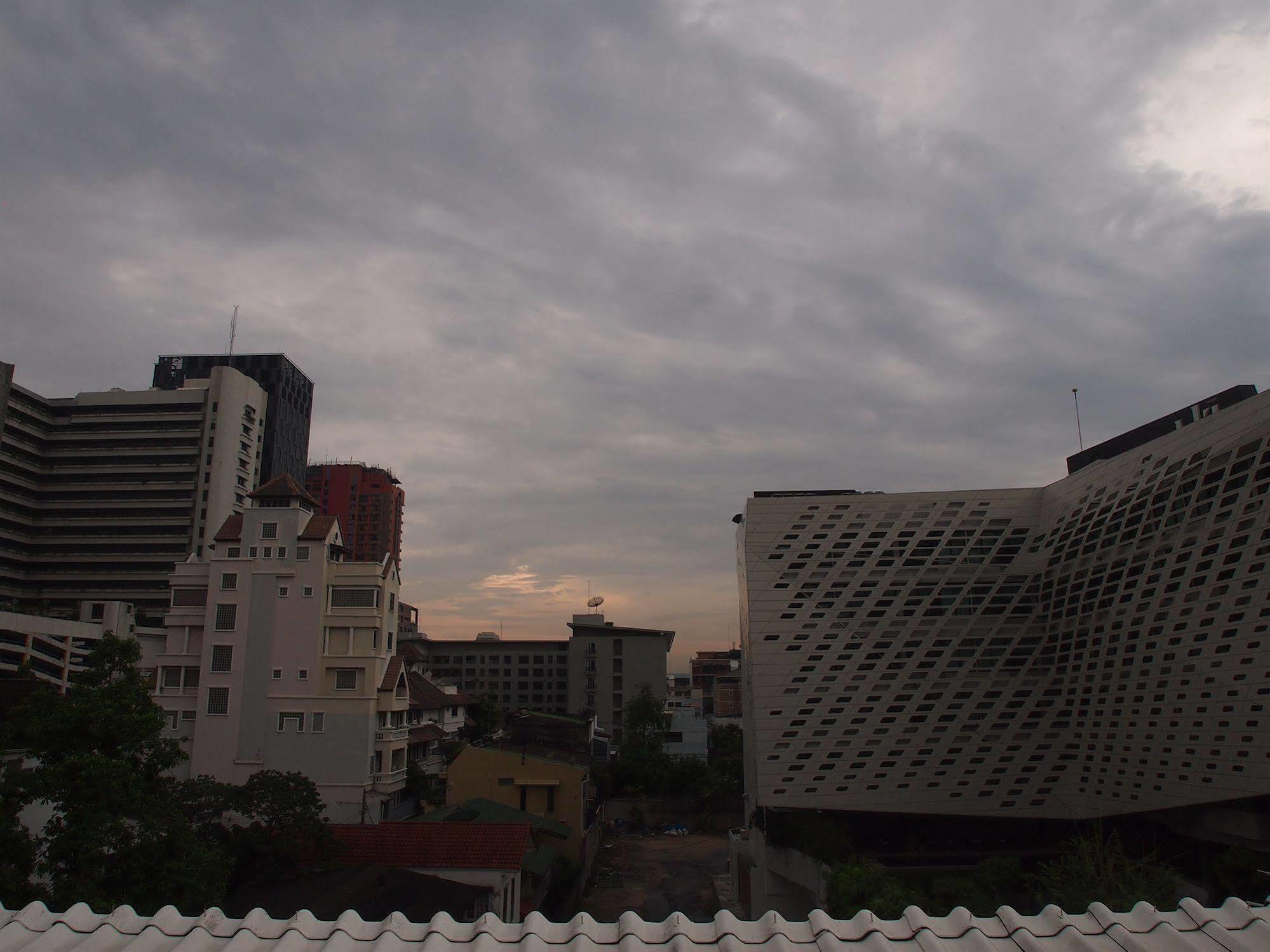 A-One Inn Bangkok Exterior photo